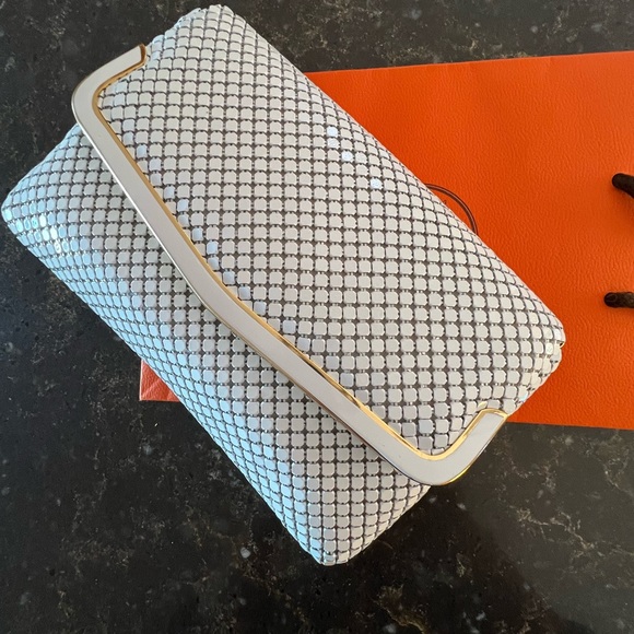 Vintage WHITE Chain Mail Crossbody Bag Clutch+FREE Hermes Shopping Bag - Picture 3 of 10